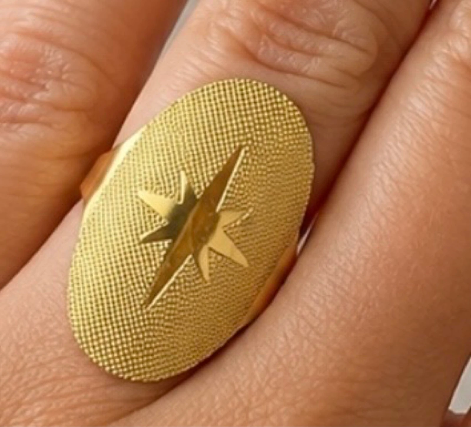 Bague étoile en acier inoxydable doré